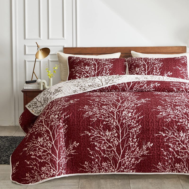Uozzi Bedding 3 Pieces Christmas Quilt Set Burgundy Red Branch Queen Size 88x88 Soft Microfiber Lightweight Coverlet Bedspread New Year Holiday Bedding Set Bed Cover for All Season (1 Quilt+ 2 Shams) - Image 2